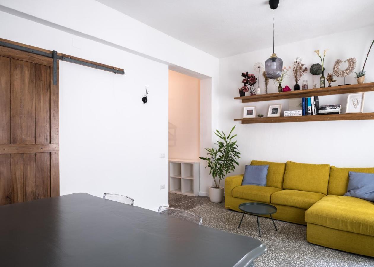 Apartmán Domus Deiana Cagliari Exteriér fotografie
