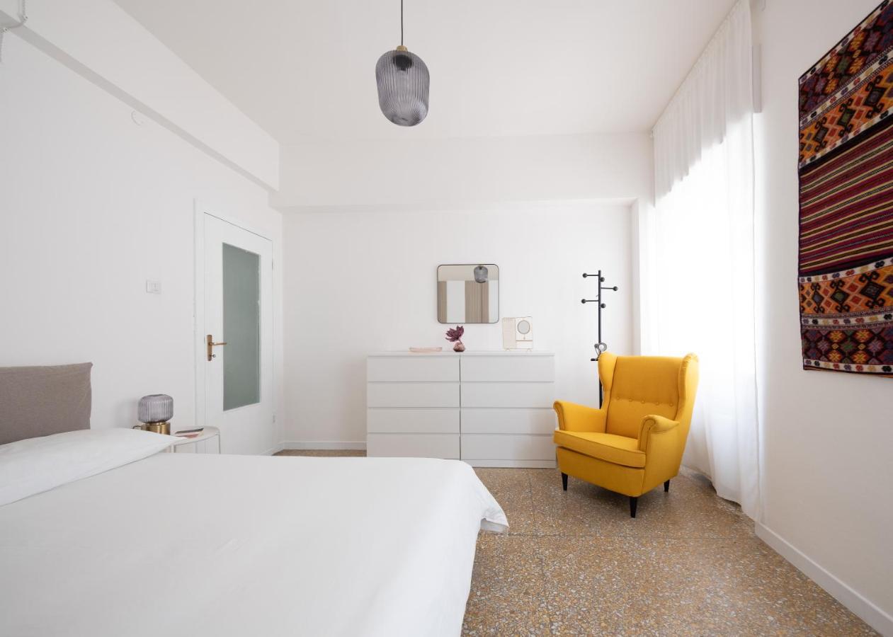 Apartmán Domus Deiana Cagliari Exteriér fotografie